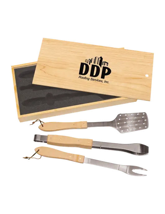 Wood BBQ Gift Set w/DDP Roofing Services Logo